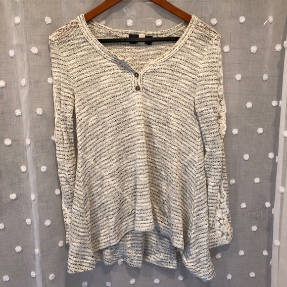 Francesca's Collections Sweaters - Francesca’s Lace Insert Sweater